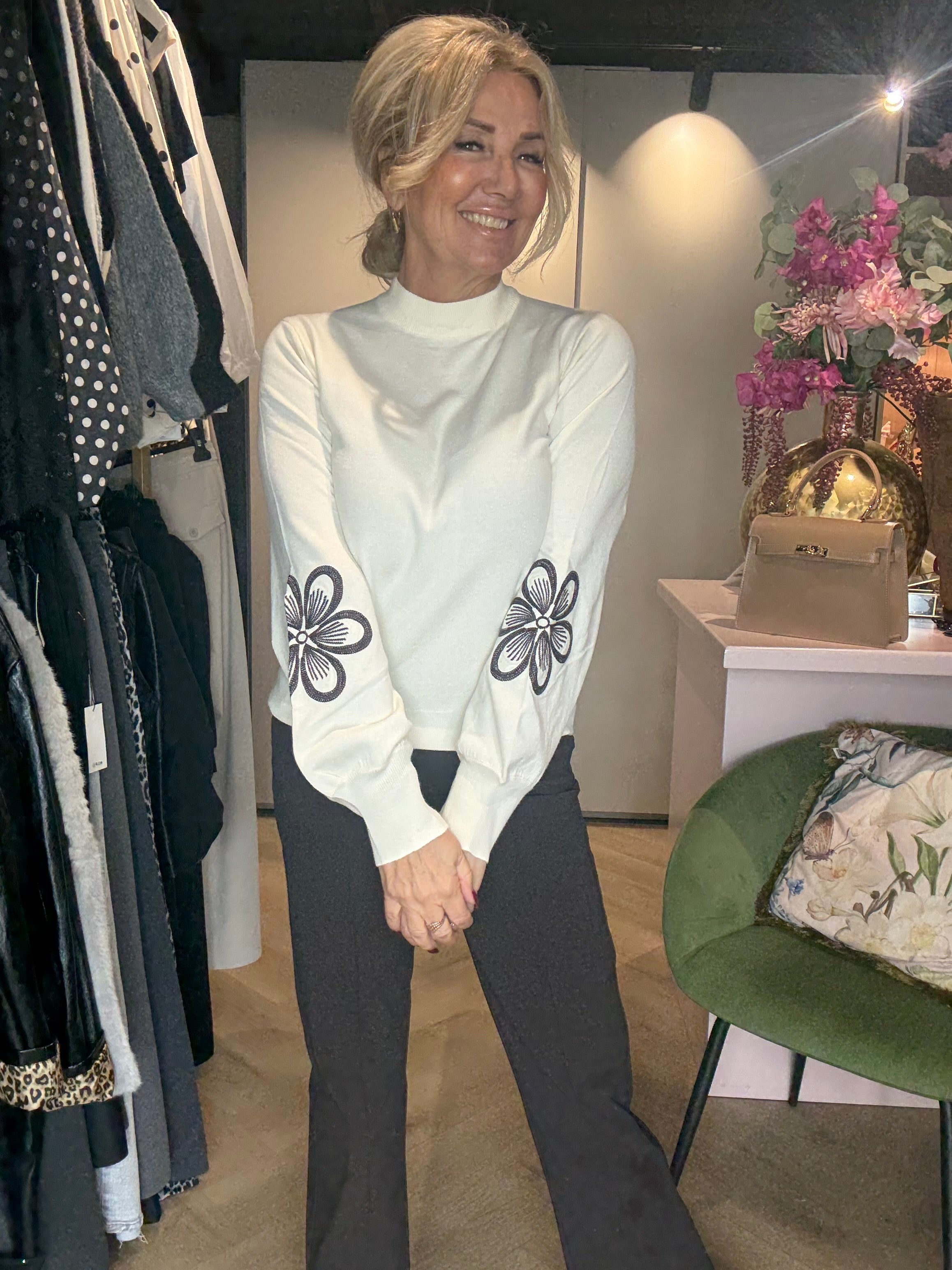 Triple Nine Truitje Flower Creme